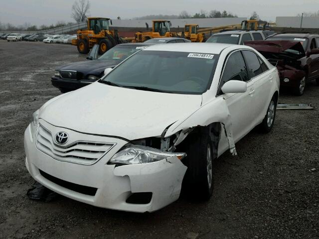 4T4BF3EK9BR196939 - 2011 TOYOTA CAMRY BASE WHITE photo 2