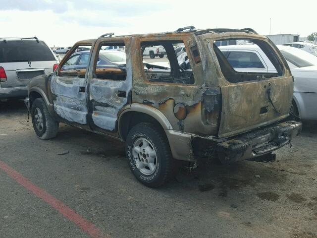 1GNDT13W6Y2311101 - 2000 CHEVROLET BLAZER BURN photo 3