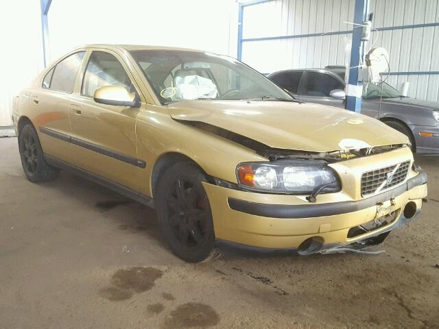 YV1RH58D622175889 - 2002 VOLVO S60 2.5T GOLD photo 1