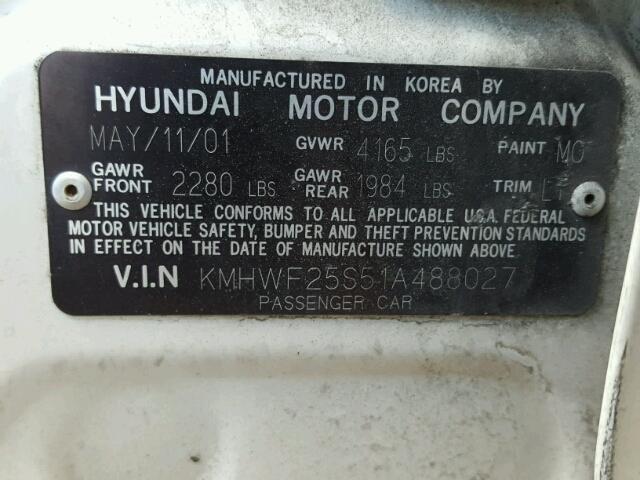 KMHWF25S51A488027 - 2001 HYUNDAI SONATA GL WHITE photo 10