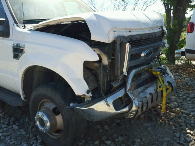 1FTWX33Y08EC04742 - 2008 FORD F350 WHITE photo 9