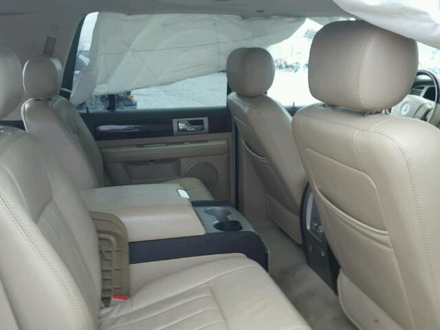 5LMFU28565LJ15923 - 2005 LINCOLN NAVIGATOR WHITE photo 6