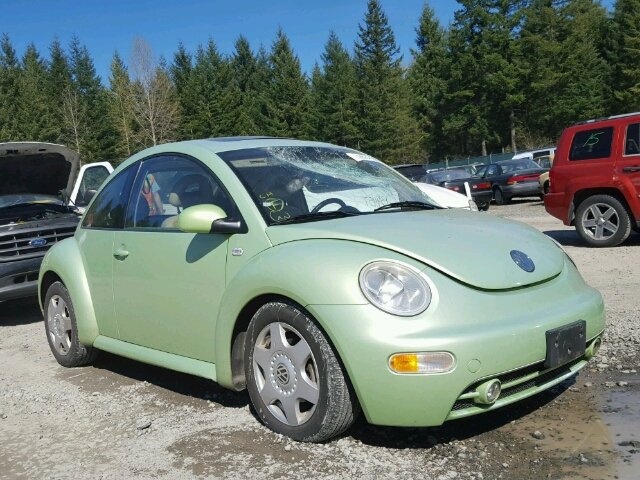 3VWCP21C51M465575 - 2001 VOLKSWAGEN NEW BEETLE 绿色 照片 1