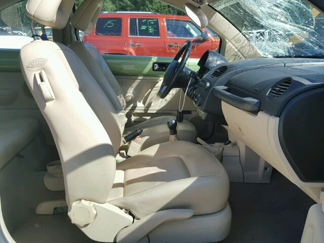 3VWCP21C51M465575 - 2001 VOLKSWAGEN NEW BEETLE 绿色 照片 5