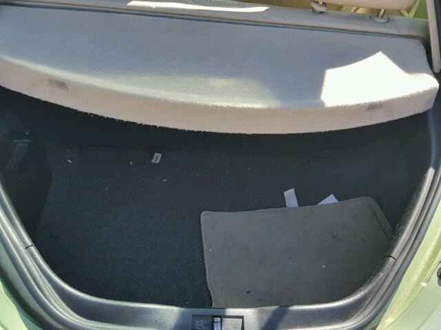 3VWCP21C51M465575 - 2001 VOLKSWAGEN NEW BEETLE 绿色 照片 9