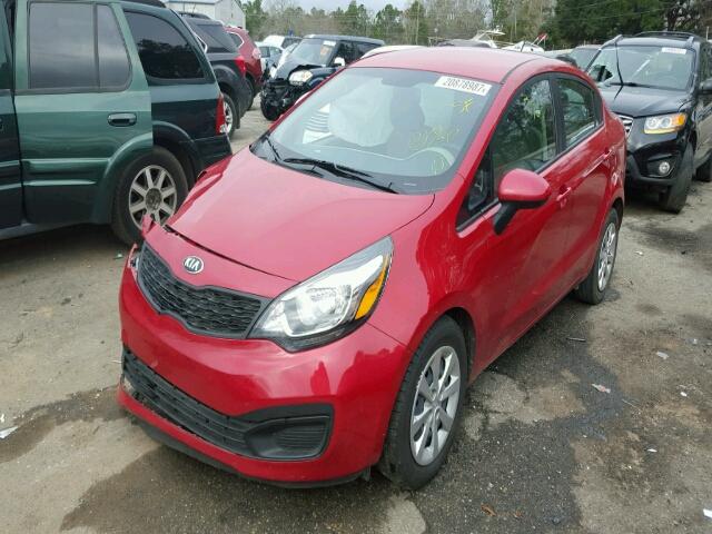 KNADM4A35F6468704 - 2015 KIA RIO LX RED photo 2