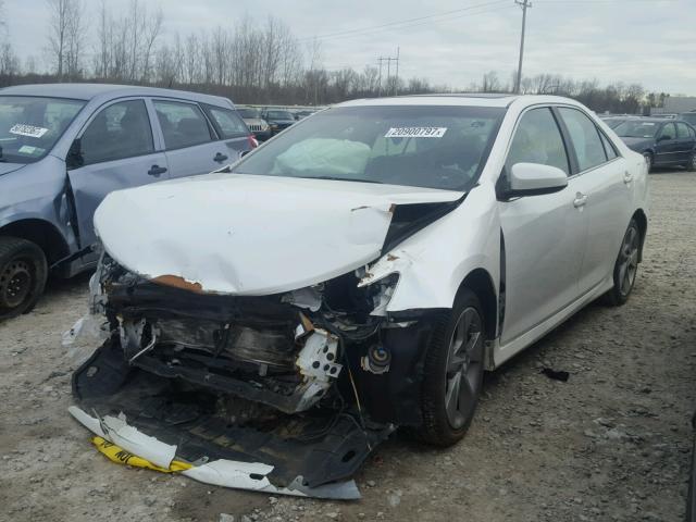 4T1BF1FK1CU634870 - 2012 TOYOTA CAMRY BASE WHITE photo 2