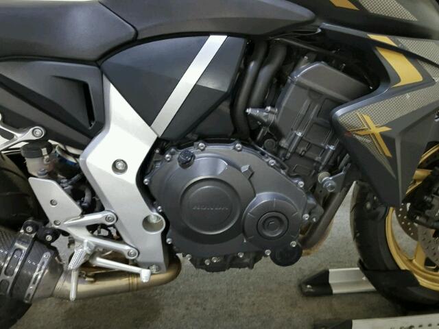 ZDCSC6016EF215049 - 2014 HONDA CB1000 R BLACK photo 11