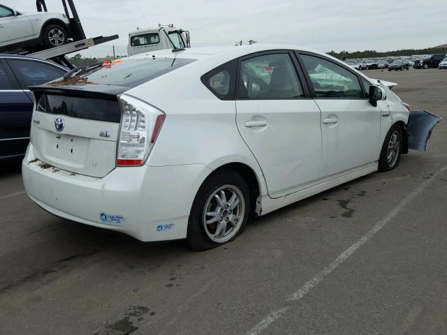 JTDKN3DU0B1401702 - 2011 TOYOTA PRIUS WHITE photo 4