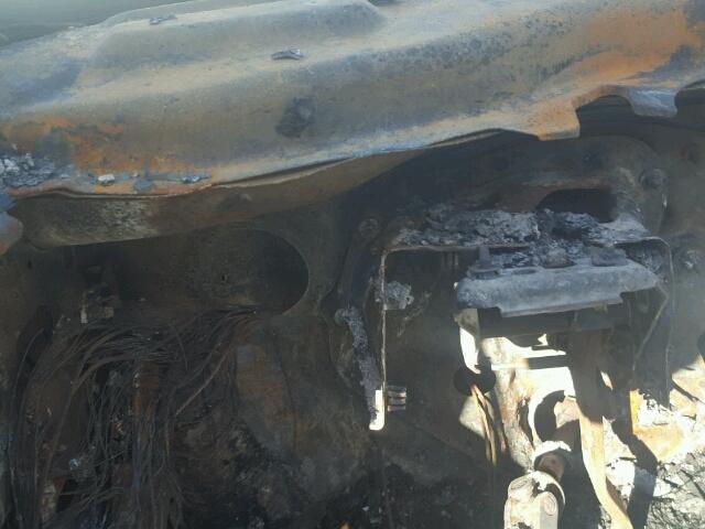 1G1ZE5E17BF399604 - 2011 CHEVROLET MALIBU LTZ 烧焦的 照片 8