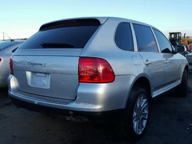 WP1AB29P14LA62343 - 2004 PORSCHE CAYENNE S SILVER photo 4