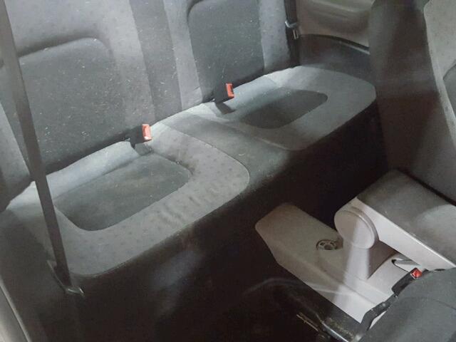 3VWCK21C21M437179 - 2001 VOLKSWAGEN NEW BEETLE 银色 照片 6