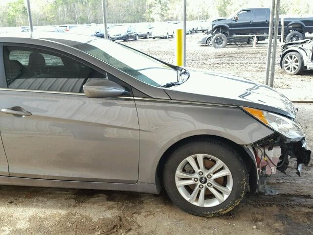 5NPEB4AC1DH759717 - 2013 HYUNDAI SONATA GLS GRAY photo 9