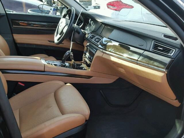 WBAKC8C53CC437643 - 2012 BMW ALPINA B7 შავი ფოტო 5