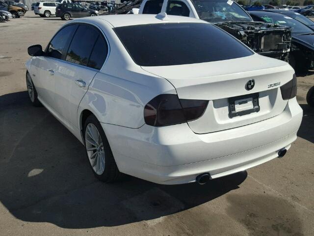 WBAPM7C52AE192137 - 2010 BMW 335 I WHITE photo 3