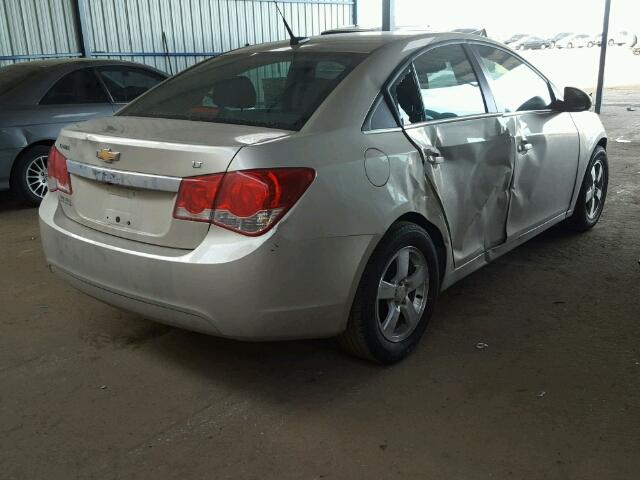 1G1PC5SB2D7180766 - 2013 CHEVROLET CRUZE CREAM photo 4