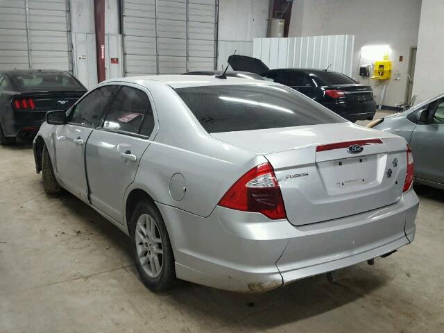 3FAHP0GA0CR270921 - 2012 FORD FUSION S SILVER photo 3