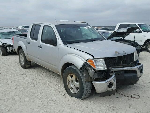 1N6AD07U08C444794 - 2008 NISSAN FRONTIER C SILVER photo 1