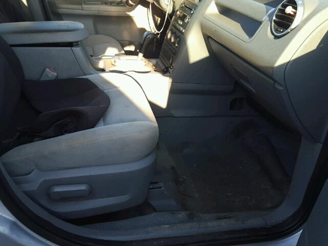 1FMZK02165GA03311 - 2005 FORD FREESTYLE SILVER photo 5