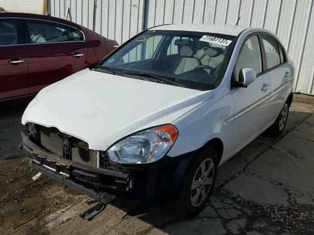 KMHCN4AC3BU610108 - 2011 HYUNDAI ACCENT GLS WHITE photo 2