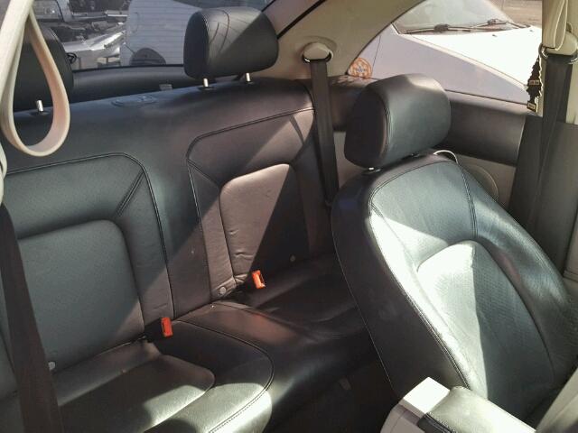 3VWCD31C65M412422 - 2005 VOLKSWAGEN NEW BEETLE 灰色 照片 6