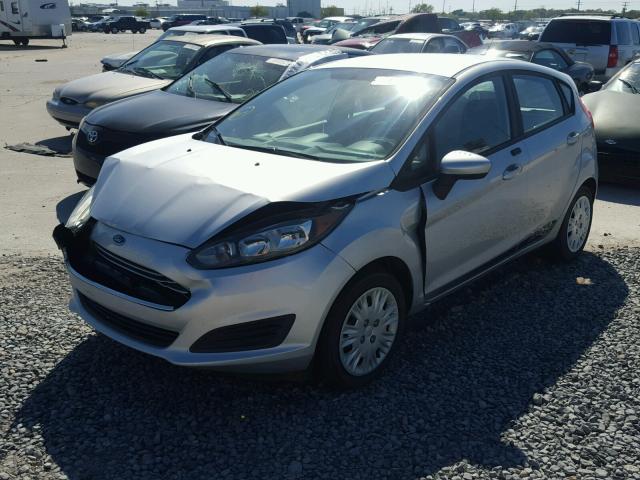 3FADP4TJ3EM225953 - 2014 FORD FIESTA S SILVER photo 2