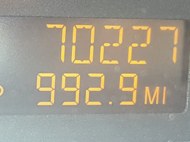 1G8AJ52F23Z207290 - 2003 SATURN ION LEVEL BLACK photo 8