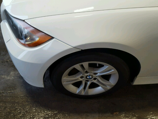 WBAVC93588K038422 - 2008 BMW 328XI WHITE photo 10