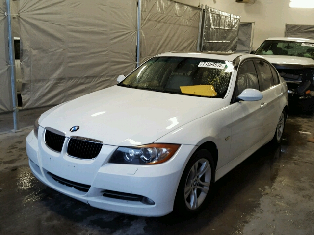 WBAVC93588K038422 - 2008 BMW 328XI WHITE photo 2