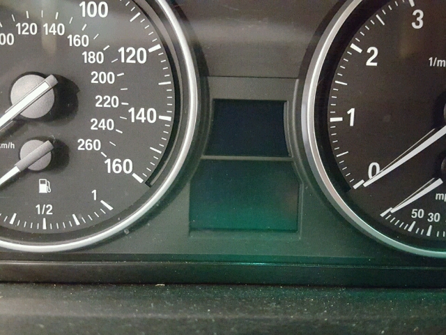 WBAVC93588K038422 - 2008 BMW 328XI WHITE photo 8