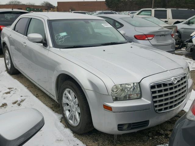 2C3KA53G98H108821 - 2008 CHRYSLER 300 SILVER photo 1