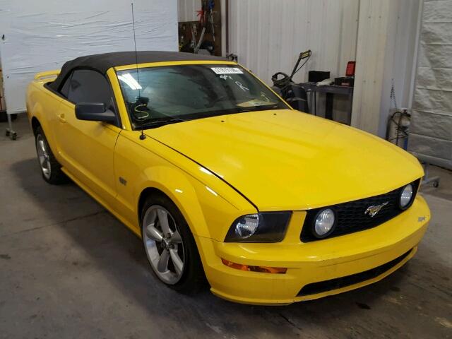 1ZVHT85H765223636 - 2006 FORD MUSTANG GT YELLOW photo 1