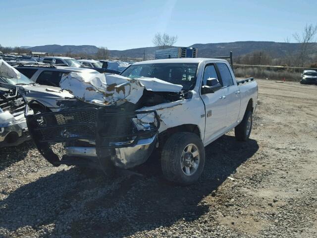 3C6TD5DTXCG151602 - 2012 DODGE RAM TRUCK WHITE photo 2