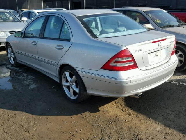 WDBRF40J64F547605 - 2004 MERCEDES-BENZ C 230K SPO GRAY photo 3