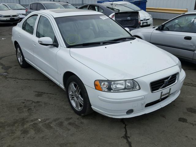 YV1RS592982680137 - 2008 VOLVO S60 2.5T WHITE photo 1