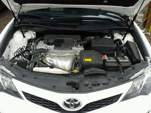 4T1BF1FK7EU314987 - 2014 TOYOTA CAMRY L WHITE photo 7