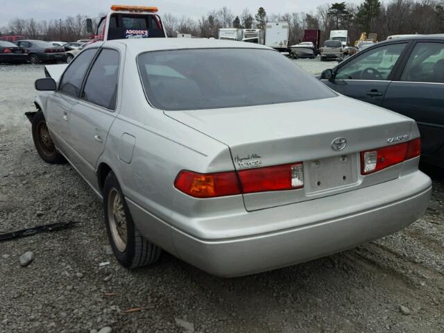 4T1BG22KX1U055477 - 2001 TOYOTA CAMRY CE SILVER photo 3