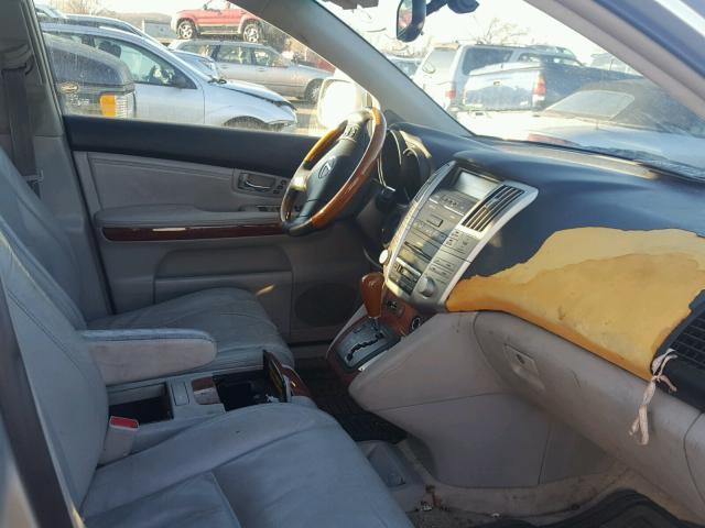 JTJHA31U040016222 - 2004 LEXUS RX 330 SILVER photo 5