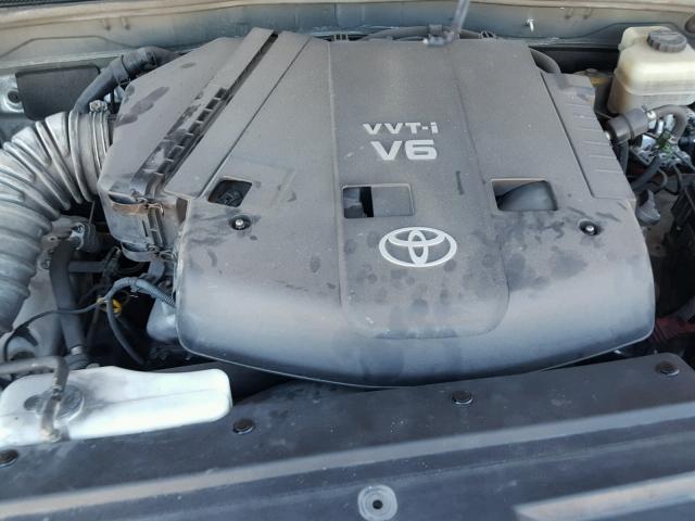 JTEZU14R950062185 - 2005 TOYOTA 4RUNNER SR SILVER photo 7