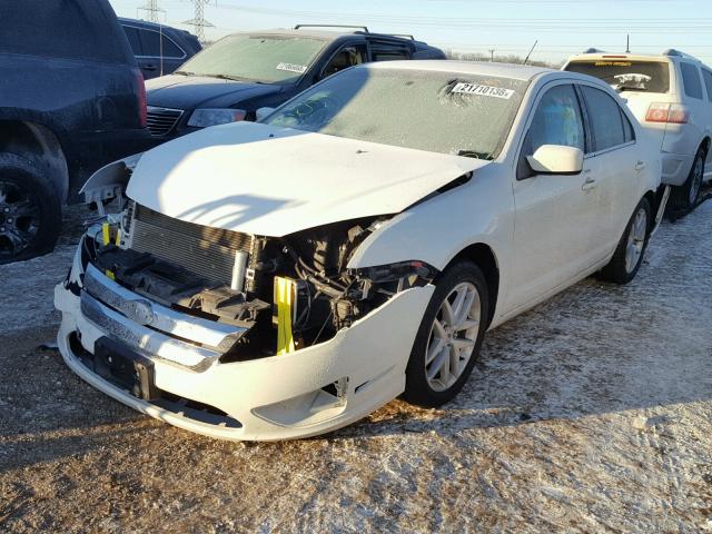 3FAHP0CG1AR334696 - 2010 FORD FUSION SEL WHITE photo 2