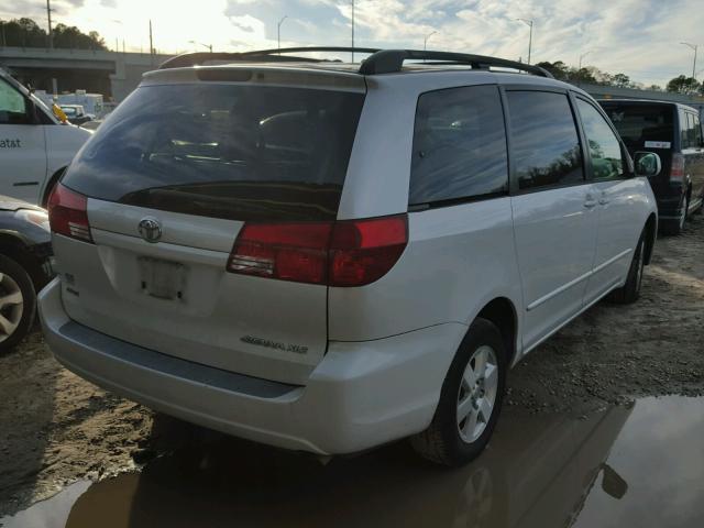 5TDZA22C34S208349 - 2004 TOYOTA SIENNA XLE WHITE photo 4