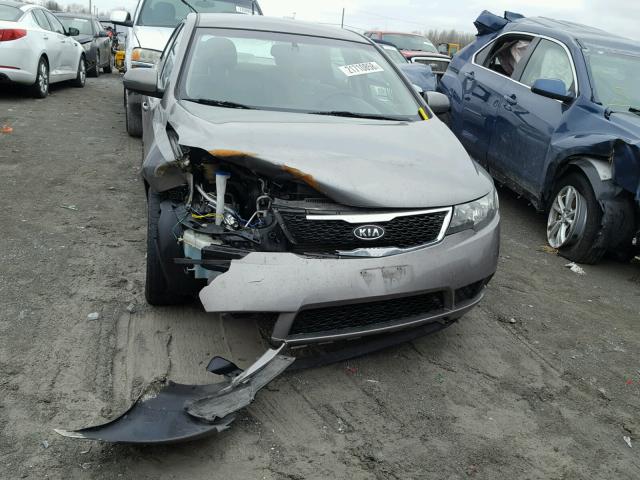 KNAFU4A23C5643257 - 2012 KIA FORTE EX GRAY photo 7