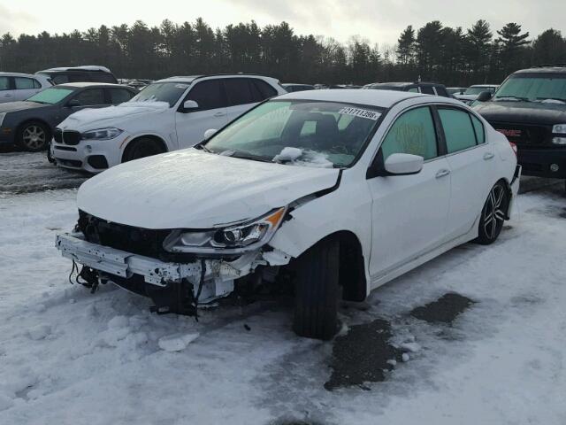 1HGCR2F53GA027829 - 2016 HONDA ACCORD SPO WHITE photo 2