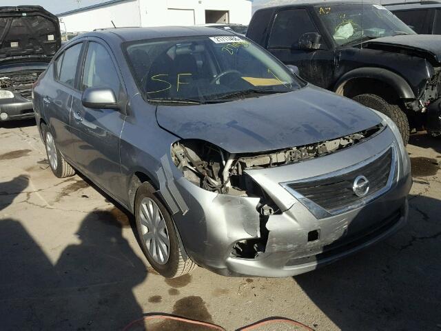 3N1CN7AP0CL808345 - 2012 NISSAN VERSA S GRAY photo 1