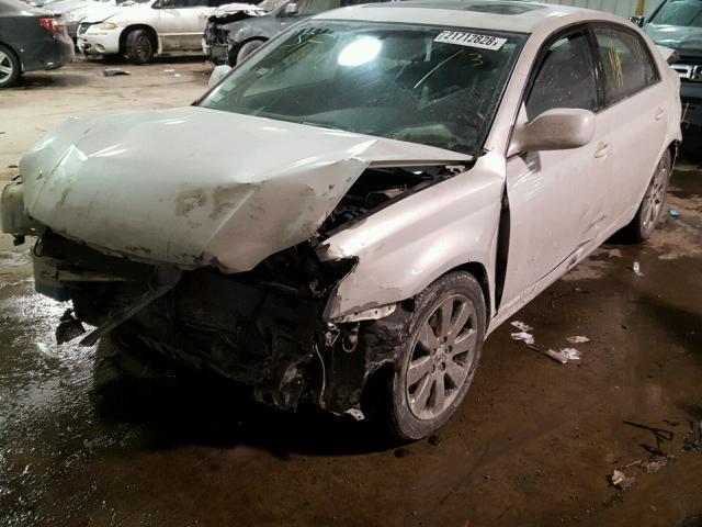 4T1BK36B37U218140 - 2007 TOYOTA AVALON XL CREAM photo 2