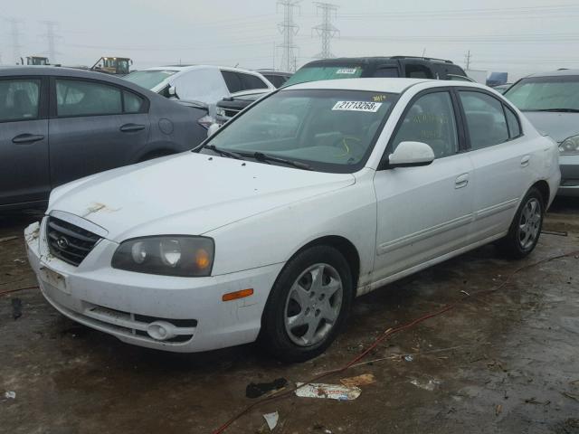 KMHDN46D75U050572 - 2005 HYUNDAI ELANTRA GL WHITE photo 2