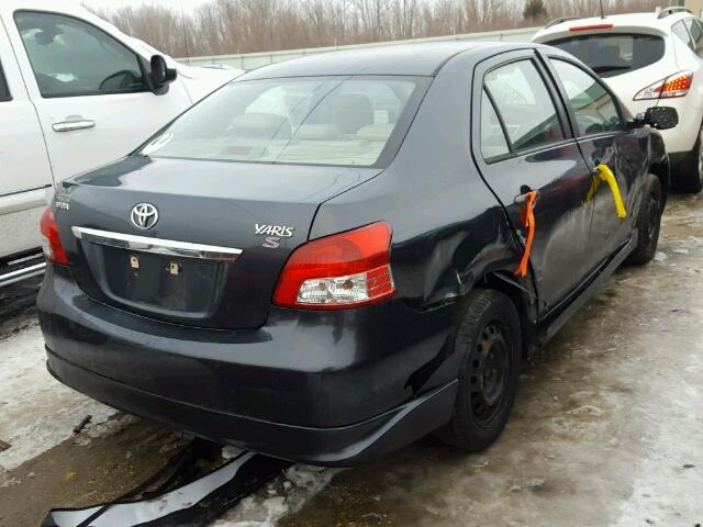 JTDBT923171087584 - 2007 TOYOTA YARIS GRAY photo 4