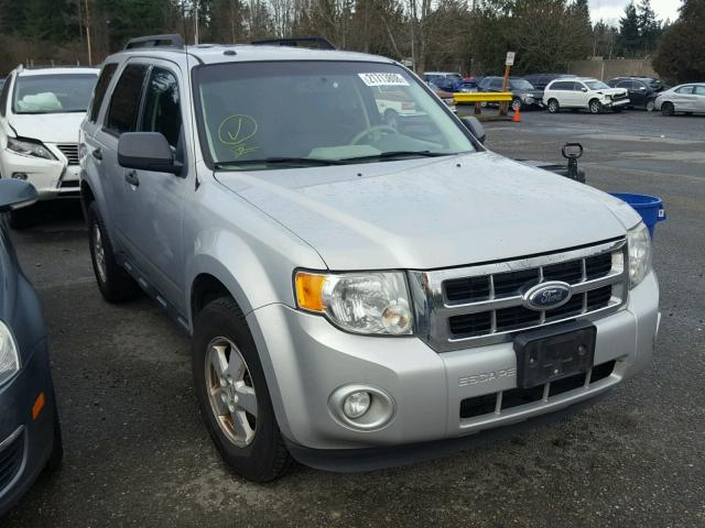 1FMCU93G89KC81640 - 2009 FORD ESCAPE XLT SILVER photo 1