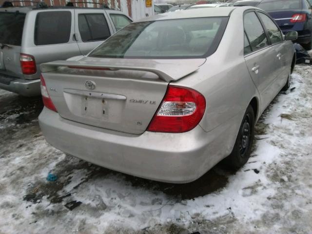 4T1BF32K83U565029 - 2003 TOYOTA CAMRY LE SILVER photo 4