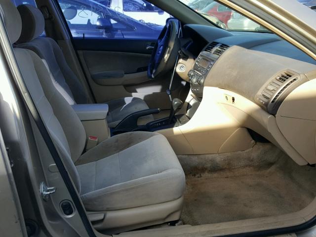 1HGCM56183A001542 - 2003 HONDA ACCORD DX BEIGE photo 5